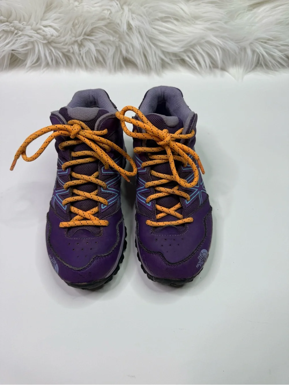 The North Face Waterproof Hydroseal Big Girl Hiking Sneakers Size 3 Shoes